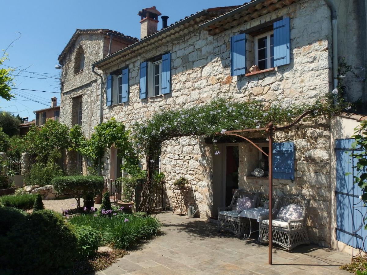 Le Mas Saint Pierre Roquefort-les-Pins Extérieur photo