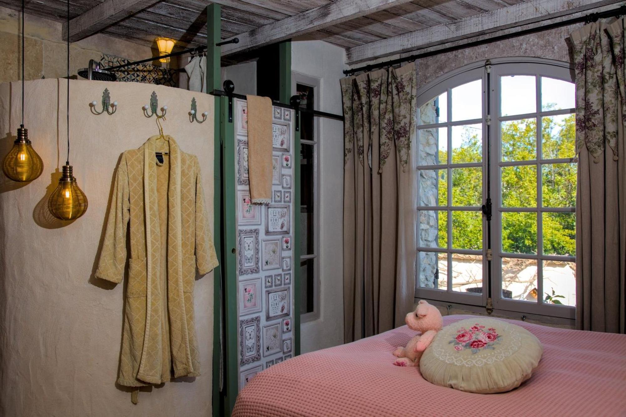 Le Mas Saint Pierre Roquefort-les-Pins Chambre photo